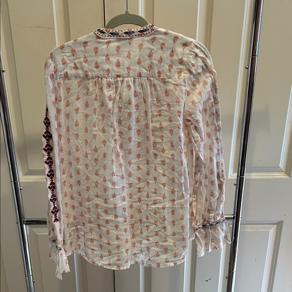 Embroidered White and Navy Women's Top - Picture 3 of 3